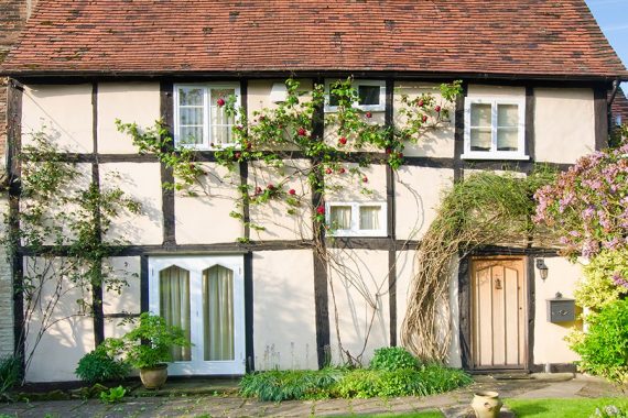 tudor-lime-plastered-home-UK